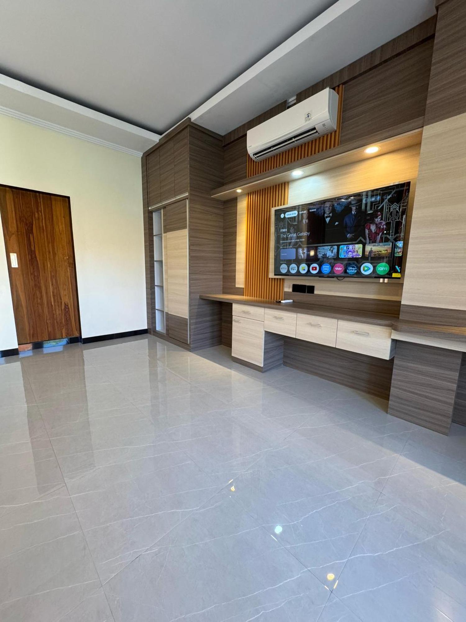Gus Mank Stay Batununggul Bagian luar foto
